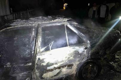 Keşan’da park halindeki otomobilde çıkan yangın söndürüldü