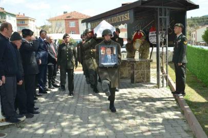Kıbrıs gazisi, askeri törenle son yolculuğuna uğurlandı