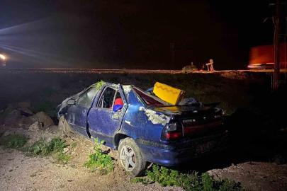 Kırkağaç’ta yağış nedeniyle taralaya uçan otomobildeki 1 kişi öldü, 1 kişi de yaralandı