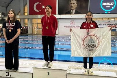 Körfezli genç yüzücüler TDT yüzme elemelerinde bölge birincisi oldu