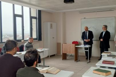 Kütahya’da imam hatip ve müezzin kayyımlara hizmet içi eğitim kursu