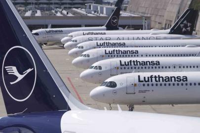 Lufthansa yakıt fiyatlarındaki artış nedeniyle ekim ayına kadar 20 bin uçuşu iptal etti