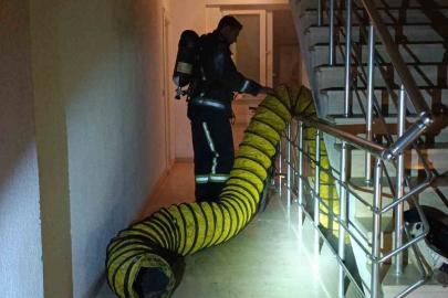 Manavgat’ta site içerisinde çıkan depo yangını korkuttu