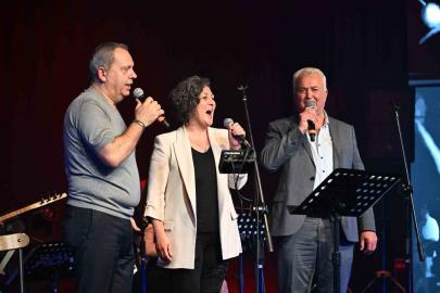 Manisa’da "Ustalara Saygı" gecesine büyük ilgi