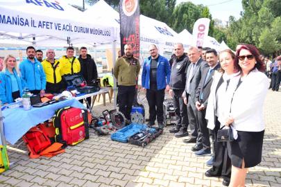 MCBÜ’de ’Afetlerde insan olmak’ sempozyumu