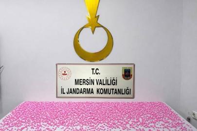 Mersin’de uyuşturucu haplarla yakalanan 2 şüpheli tutuklandı