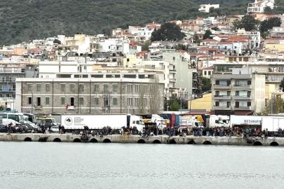 Midilli gümrüğü çarşamba gününe kadar kapalı