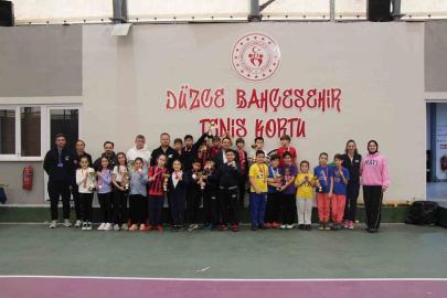 Minikler kort tenisi müsabakaları sona erdi