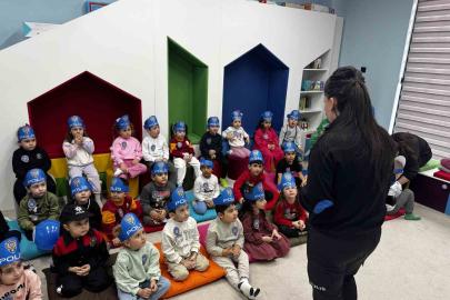 Miniklere polislik mesleği tanıtıldı