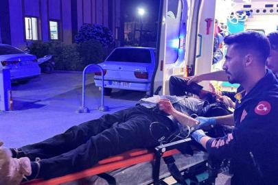 Motosiklet ile kamyonet çarpıştı: 1 ağır yaralı