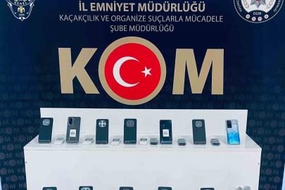 Muş’ta 25 adet kaçak cep telefonu ele geçirildi