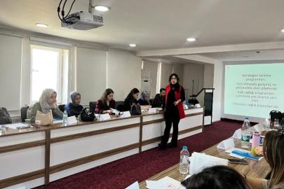 Niğde’de Temel Yenidoğan Bakım Eğitimi düzenlendi