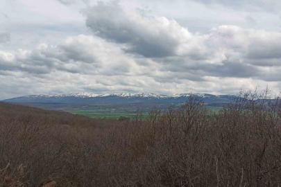 Nisan ortasında kış sürprizi: Akdağ yeniden beyaza büründü