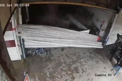 Otomatik kepengin tek darbeyle düştüğü anlar kamerada