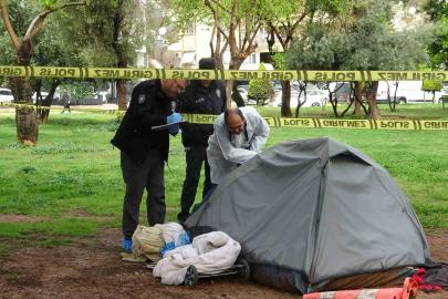 Parka kurduğu çadırda yaşayan adam ölü bulundu