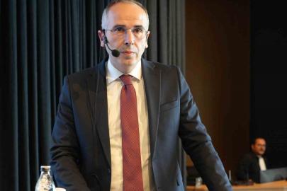 Perçin: "Borç stokumuz 17 milyardan 6,7 milyara düştü"