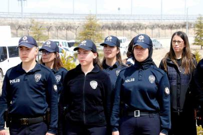 Polis Okulu Yerleşkesinde fidanlar toprakla buluşturuldu