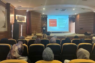 Pursaklar’da toplumsal değerlerin korunması ve bilinçli medya kullanımına yönelik seminer