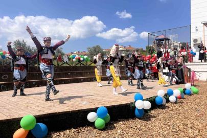 Radikal Okulları öğrencilerinden 23 Nisan’a özel görsel şölen