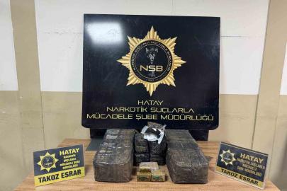 Sahile vuran çuvalın içinde 36 kilogram takoz esrar ele geçirildi