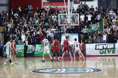 Sakarya Büyükşehir Basketbol play-off serisine galibiyetle başladı