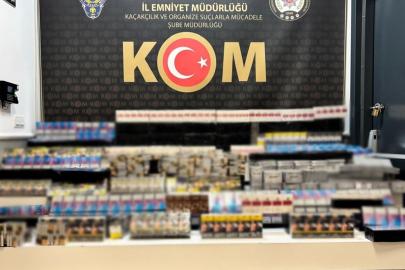 Saman yüklü tırlarda yaklaşık 5 bin paket kaçak sigara ele geçirildi