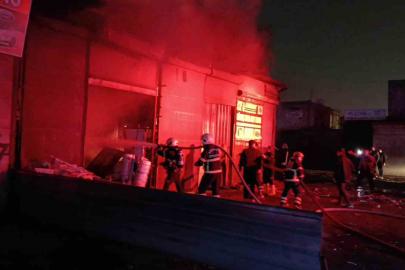 Şanlıurfa’da hurdacı dükkanında korkutan yangın