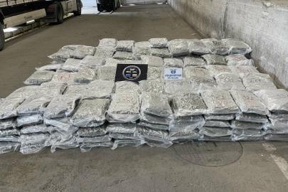 Sınırda dev operasyon: Çamaşır makinesine gizlenmiş 363 kilo eroin ele geçirildi