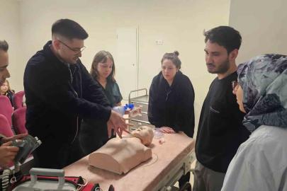 Sinop’ta sağlıkçılara "ileri yaşam desteği" eğitimi