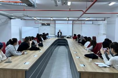 Sinop’ta üniversite öğrencilerine psikolojik ilk yardım eğitimi