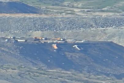 Şırnak’ta hafriyat sahasında toprak kayması: Park halindeki 2 araç şarampole yuvarlandı