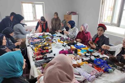 Şırnak’ta kadınlar ’Berivan bebek’ ile ailelerini geçindiriyor