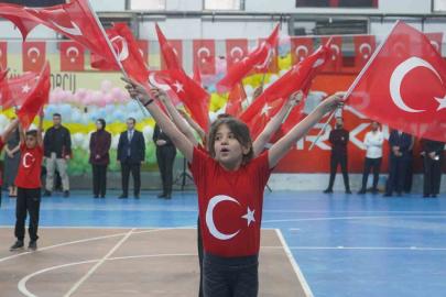 Şırnak’ta öğrencilerden renkli 23 Nisan kutlaması