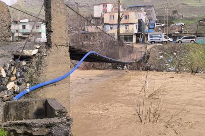 Şırnak’ta şiddetli yağış sonrası Habur Çayı coştu