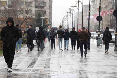 Sivas’ta kış geri döndü