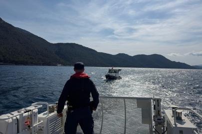 Sürüklenen teknedeki 2 kişi kurtarıldı