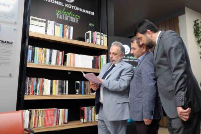 Talas Belediyesi’nden personele ‘İyileştiren Kütüphane’ hediyesi