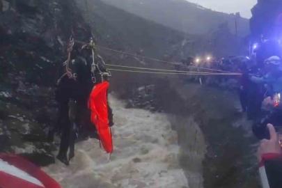 Tatvan’daki mikser kazasında sürücü hayatını kaybetti