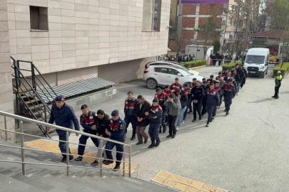 Tefecilik iddiasıyla yakalanan 15 şüpheli adliyeye sevk edildi