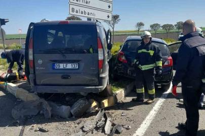 Tekirdağ’da hafif ticari araç ile otomobil çarpıştı: 5 yaralı