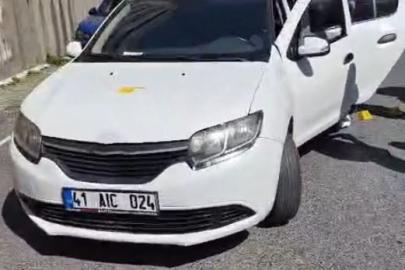 Teröristlerin kiraladığı otomobil polis ekipleri tarafından inceleniyor