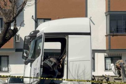 Tırın altındaki kasklı katil ağabeyi çıktı