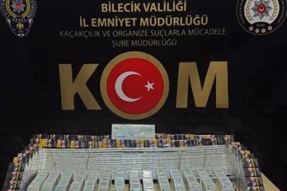Tırın gizli bölgesine saklanmış 846 paket kaçak sigara ele geçirildi, 2 şüpheli yakalandı