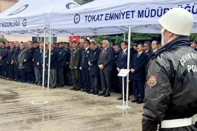 Tokat’ta Polis Teşkilatının 181 kuruluş yıl dönümü yağmur altında kutlandı