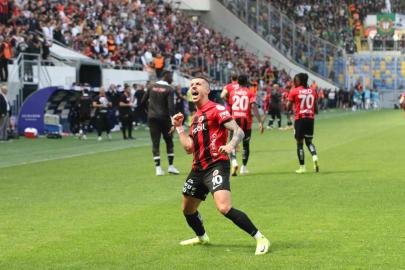 Trendyol Süper Lig: Gençlerbirliği: 1 - Kocaelispor: 0 (İlk yarı)