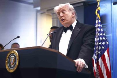 Trump: "İranlılar görüşmek isterse bizi arayabilirler"