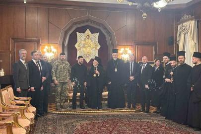 Ukrayna Devlet Başkanı Zelenskiy, Fener Rum Patriği Bartholomeos ile görüştü