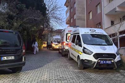 Üsküdar’da aile faciası: Anne ve babasını öldürüp intihar etti