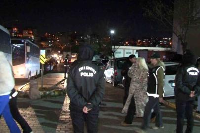 Uyuşturucu ve fuhuş soruşturmasında gözaltına alınan ünlü isimler adliyeye sevk edildi