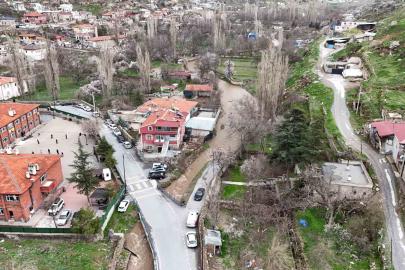 Yağmur, su kanallarını coşturdu